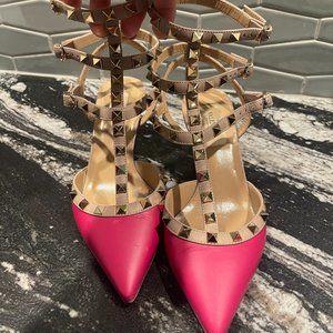 Valentino Rockstud Accents Pink Leather T-Strap